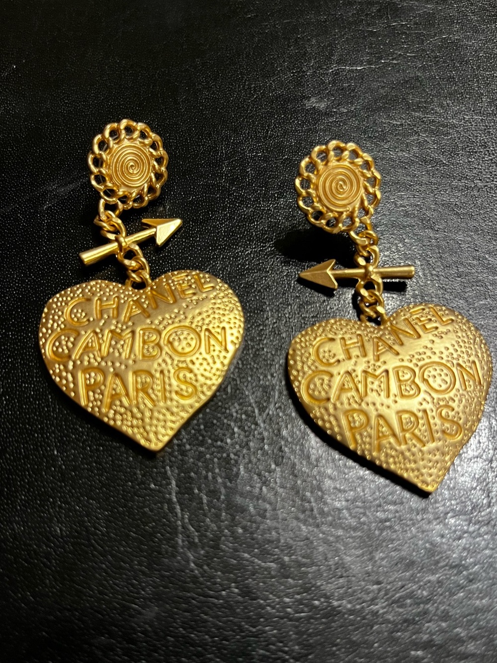 Vintage ChaneI 1993 Large Heart Dangle Graffiti Arrow Gold Tone Earrings
